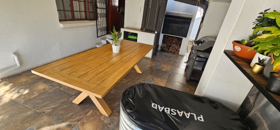 To Let 3 Bedroom Property for Rent in Safari Gardens North West